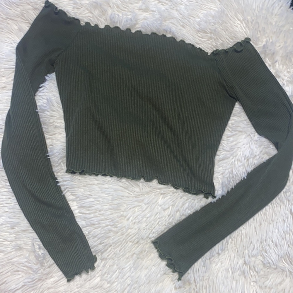 Pretty Little Thing Dark Green Frill Crop Top - Picture 4 of 7